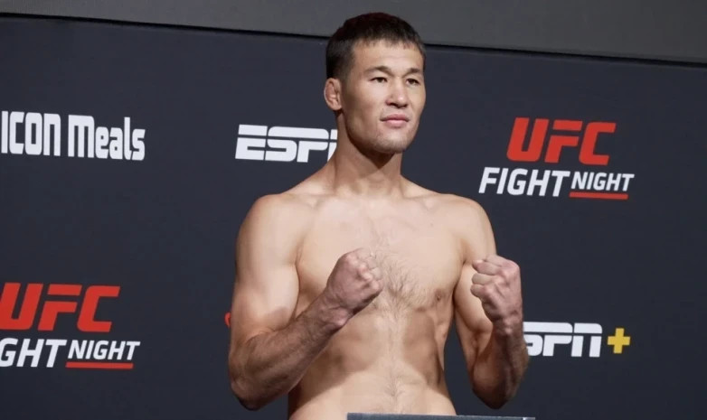 UFC Vegas 57 спортшылары салмақ өлшеді