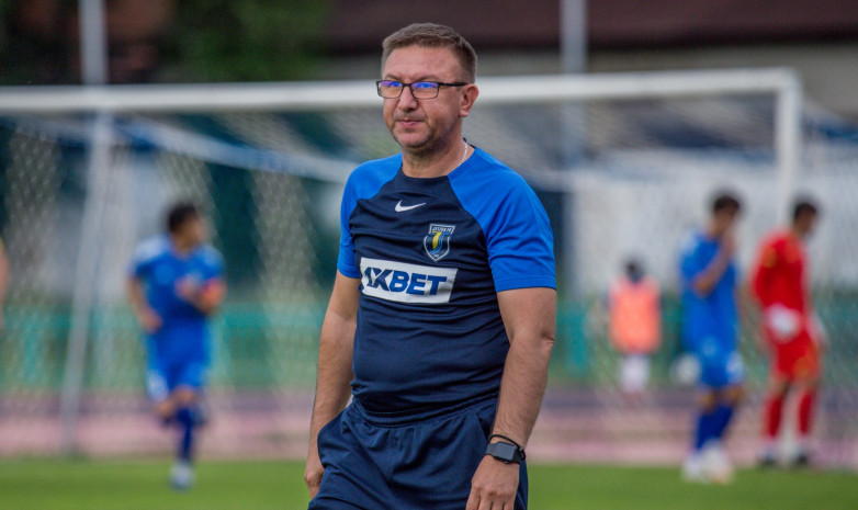 «Жетісу» бас бапкерімен қош айтысты