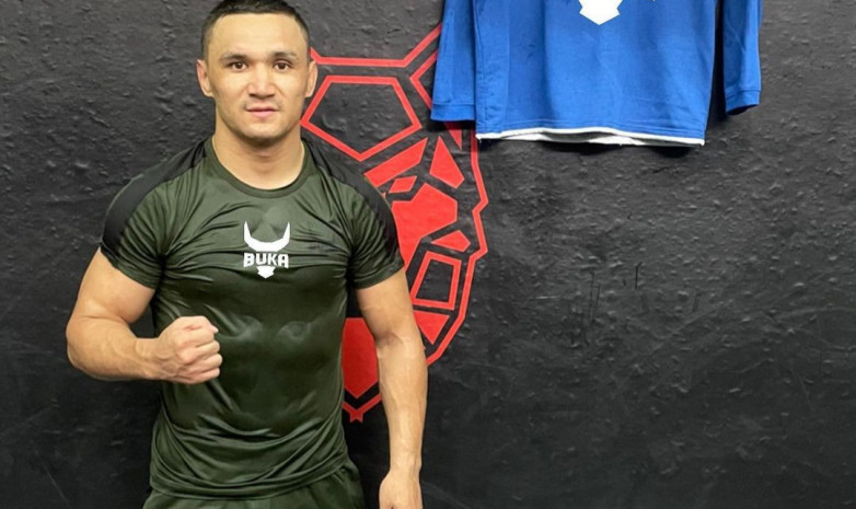 Ахметов ONE Championship аясындағы жекпе-жегі алдында фотосессиядан өтті. Видео