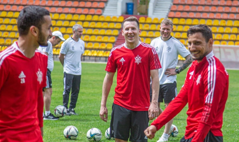 «Ақтөбе» Алматыда жаттығу жиынын өткізіп жатыр
