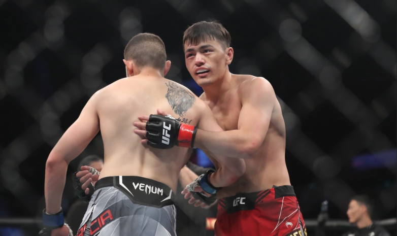 Қазақ файтер UFC-дегі алғашқы жеңісі үшін 50 000 доллар сыйақы алады 