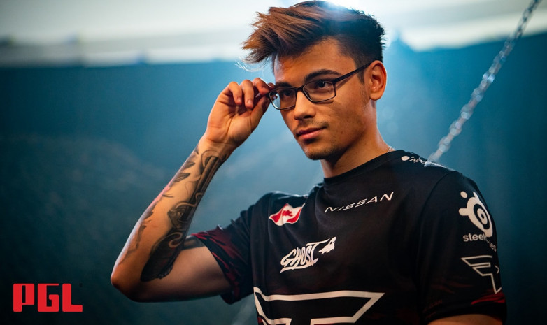 «YNk»: «Столько классных стрелков в одной команде FaZe Clan – это нечестно»