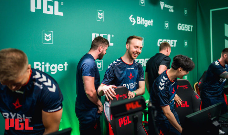 «Astralis» — «Movistar Riders». Лучшие моменты матча на Roobet Cup