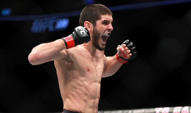 Экс-чемпион UFC назвал Махачева лучшим бойцом в мире в легком весе