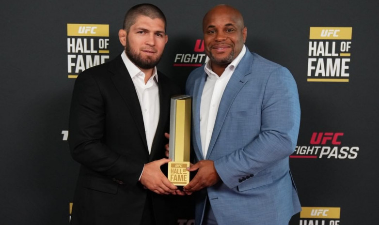 Хабиб Нурмагомедов официально введен в Зал славы UFC