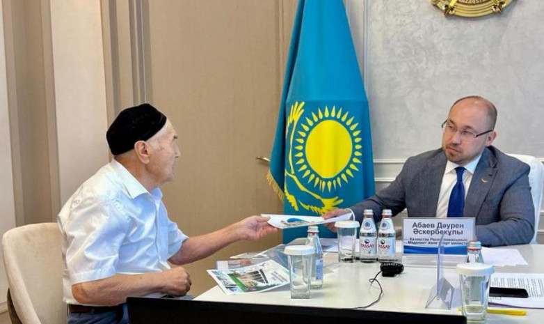 Дәурен Абаев спорт төрешілерінің еңбекақысын көтеру туралы айтты