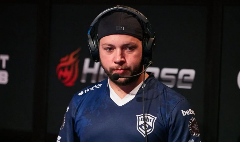 Zews завершил карьеру