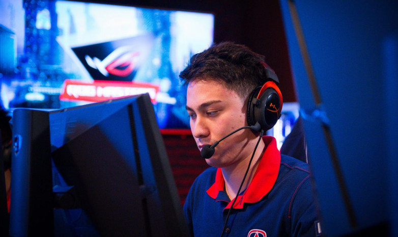FPL кикнули «mou» и «AdreN»