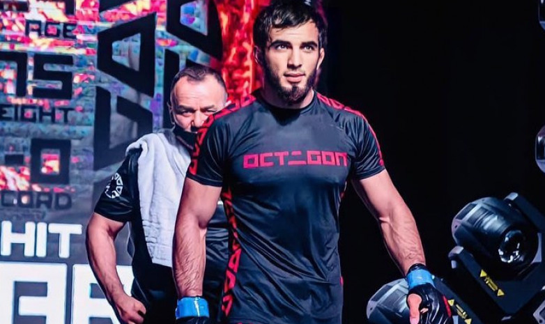 Мажит Сардаров завоевал чемпионский пояс OCTAGON в легком весе