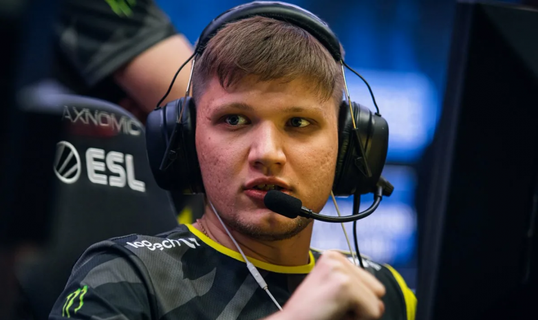 S1mple украиналық Natus Vincere сапында қалды