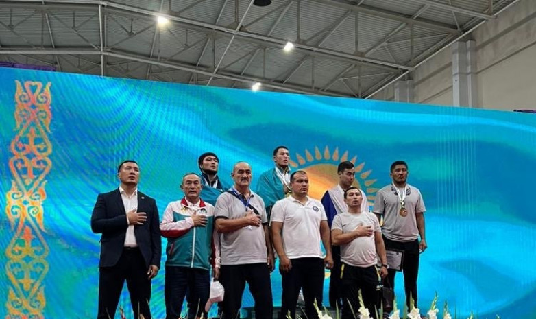 Белбеу күресі Қазақстан құрамасы әлем чемпионатында 5 алтынға ие болды