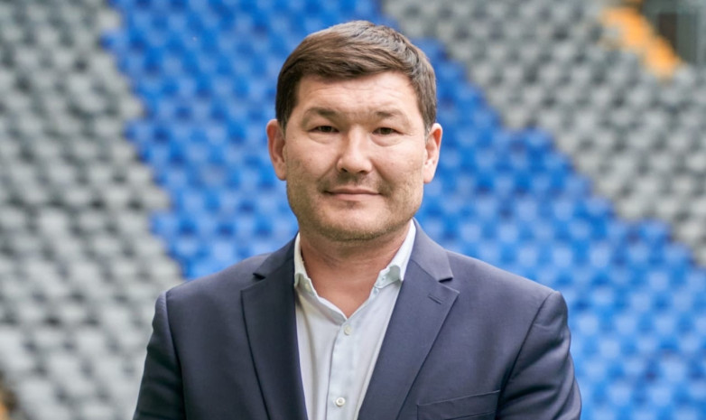 «Астана» ФК спорт директоры қызметінен кетті