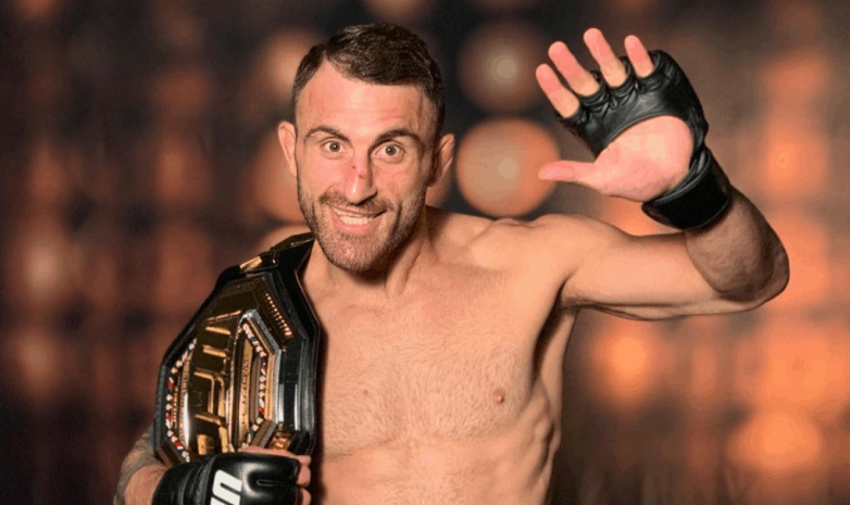 Алекс Волкановски UFC 280 турнирі қарсаңында Prosports.kz басылымына сәттілік тіледі