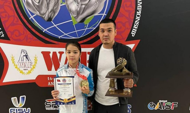 15 жасар қазақстандық қол күресінен әлем чемпионы атанды