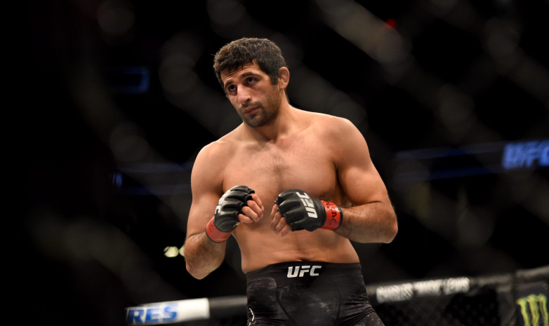 Бенейл Дариуш UFC 280 турнирінде Матеуш Гамротты жеңді