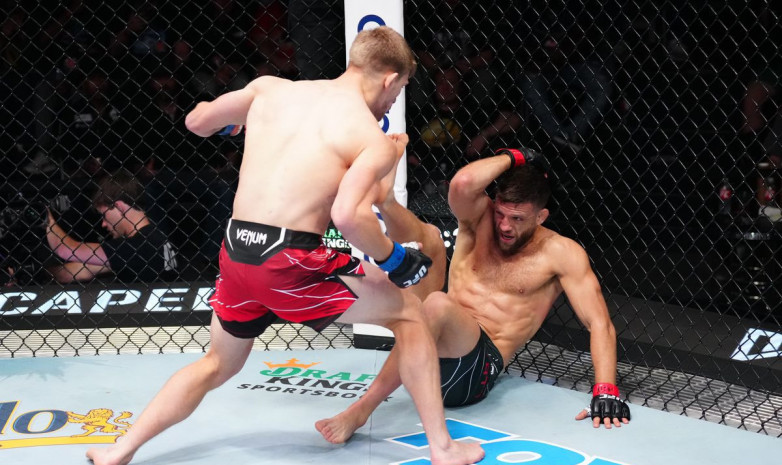 Аллен UFC Vegas 63 турнирінің басты жекпе-жегінде Каттерді жеңді