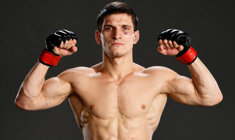 Евлоев UFC Fight Night 214 турниріндегі жекпе-жекке шықпайтын болды