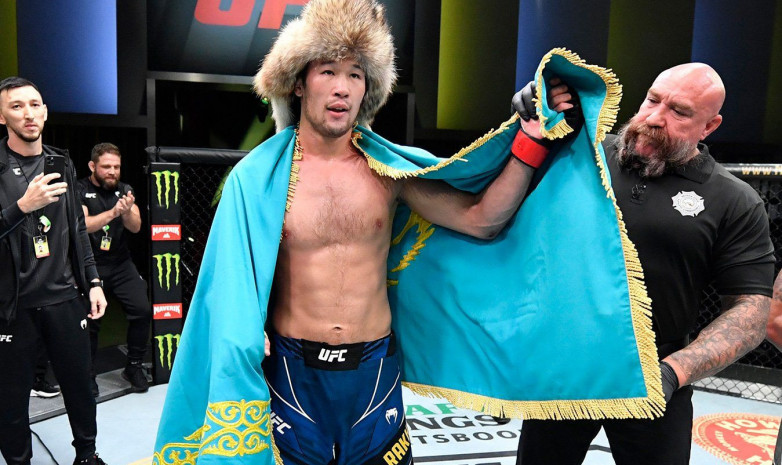 Шавкат Рахмонов UFC рейтингінің топ-10 қатарына оралды