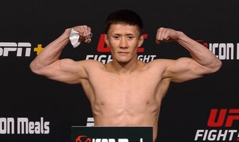 Жалғас Жұмағұлов UFC-дегі алтыншы жекпе-жегі алдында салмақ өлшеу рәсімінен өтті