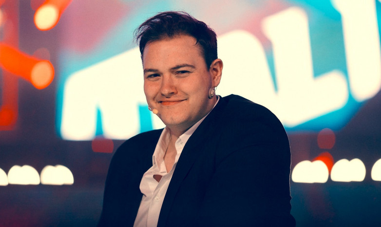 SirActionSlacks о новом сете на Marci: «Это худшее, что я видел в своей жизни. Мне стыдно быть дотером»