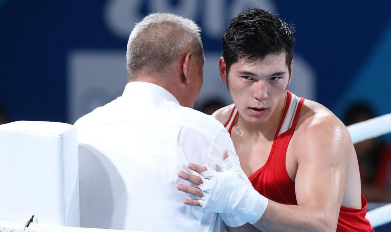 Қазақстандық тағы бір боксшы Азия чемпионатының финалына шықты