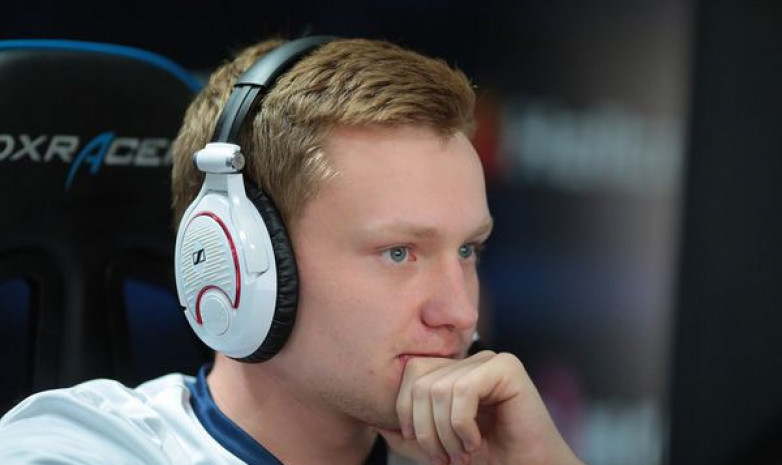 Liquipedia: DavCost и facecrack стали игроками Invictus Gaming
