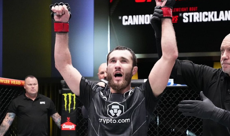 Сергей Морозов выиграл третий бой в UFC