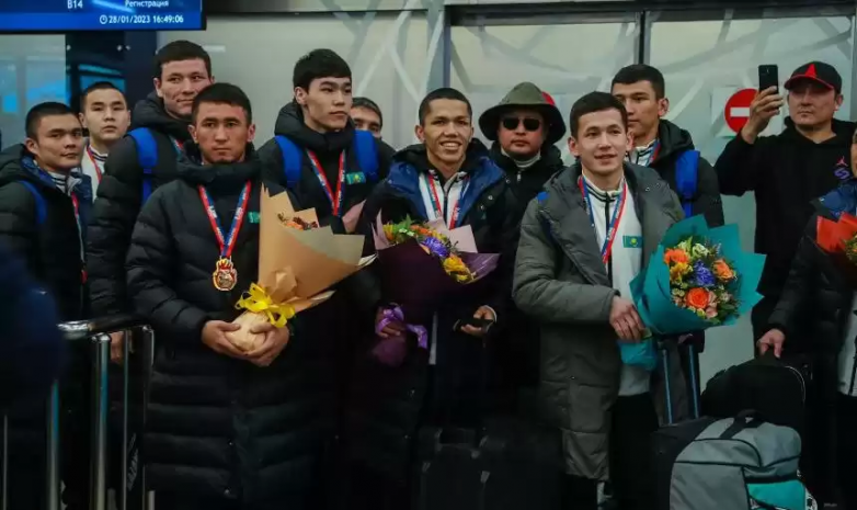 Азия чемпиондары мен жүлдегерлері елге оралды