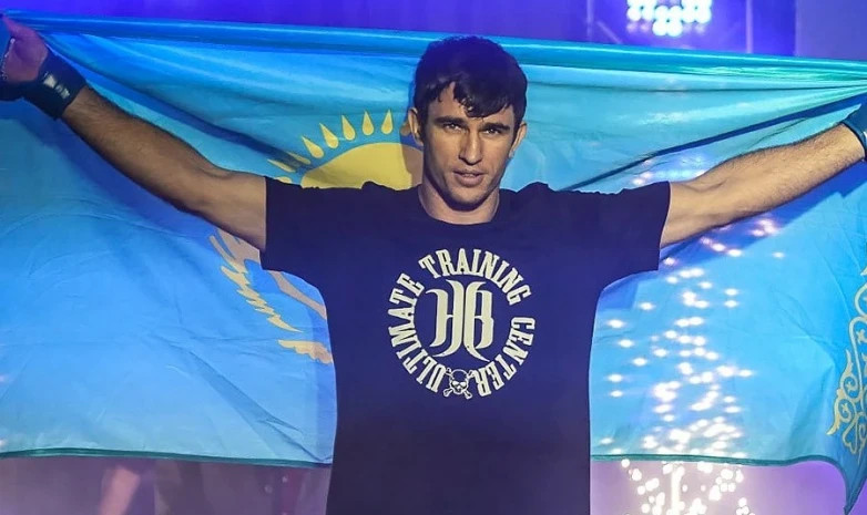 Қазақстандық жауынгер америкалық лигамен келісімшартқа отырды