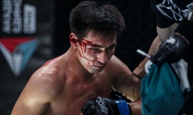 Alash Pride FC 80: Қаршыға Дәуітбек басты жекпе-жекте жеңіске жетті