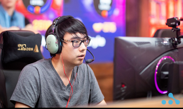 Aui_2000 Tundra Esports компаниясымен келісімшарт ұзартты