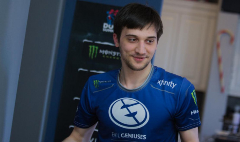 Arteezy отказался переходить в Team Liquid без Cr1t-