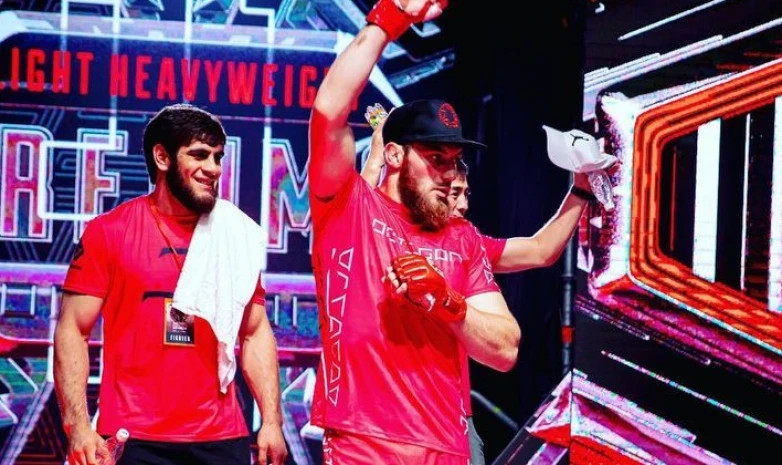 Жеңілмеген OCTAGON чемпионы Алматыдағы турнирдегі қарсыласын білді