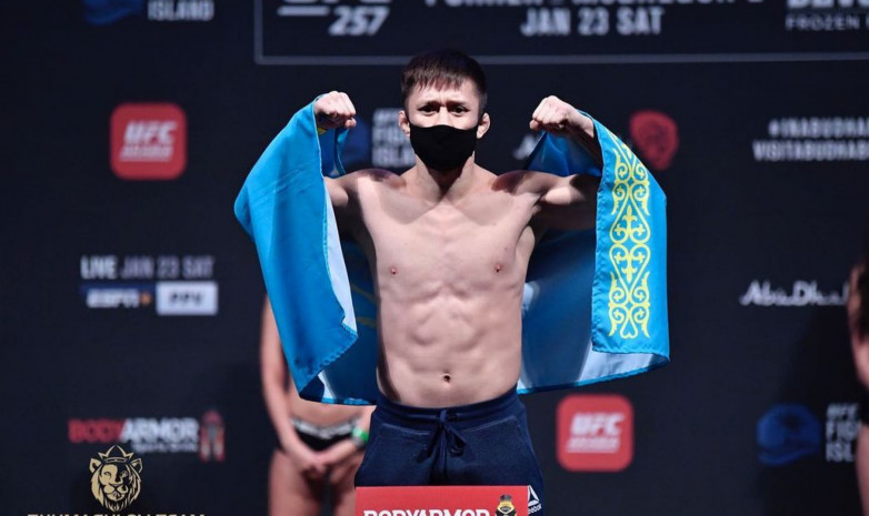 «Қарсылас бар»: Жалғас Жұмағұлов UFC-дегі жаңа жекпе-жегін жариялады