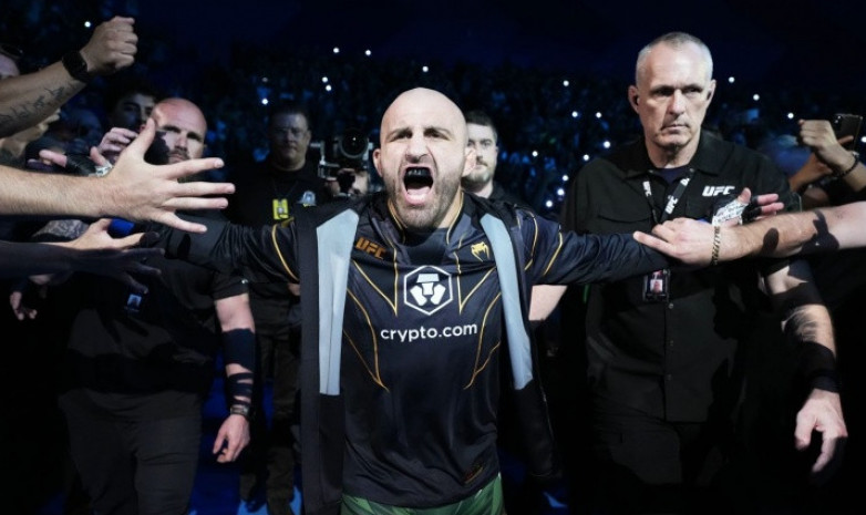 Тренер Волкановски раскритиковал поведение своего подопечного во время поединка с Махачевым