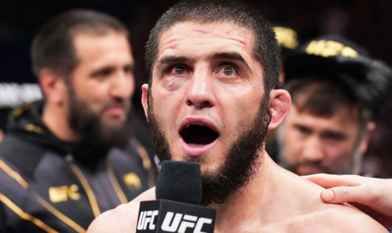 Тренер Махачева оценил возможность реванша с Волкановски