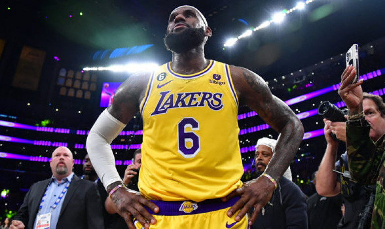 ВИДЕО: Леброн Джеймстің NBA рекордын орнатқан сәті