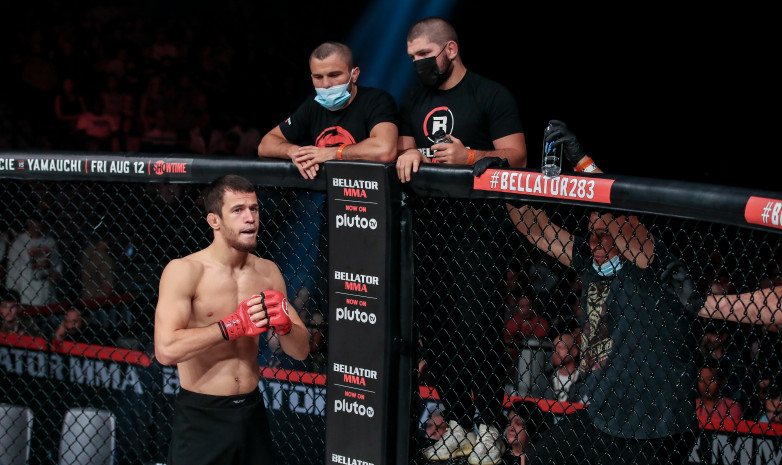Хабибтің інісі Bellator чемпионы атағын қорғады