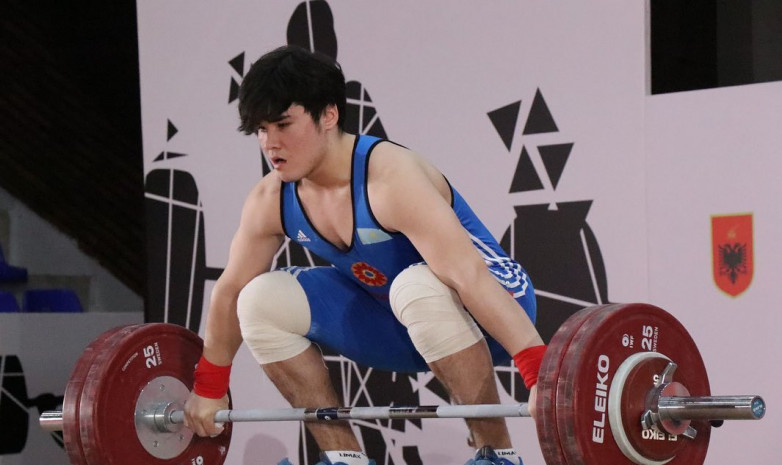 Қазақстандық ауыр атлет әлем чемпионатында күміс медаль алды
