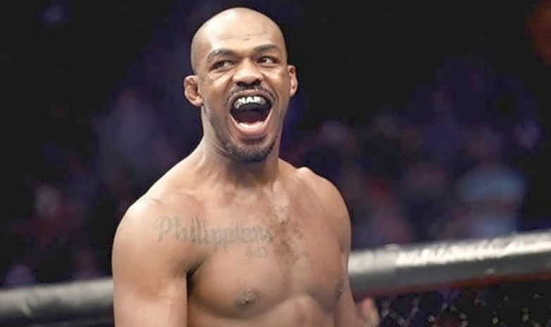Қазақстандық UFC файтері Джон Джонспен кездесті