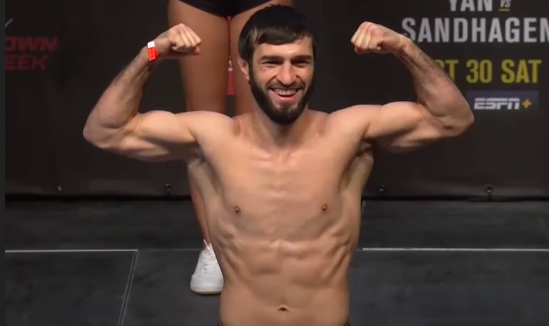 UFC Зубайра Тухуговты өз қатарынан шығарып тастады