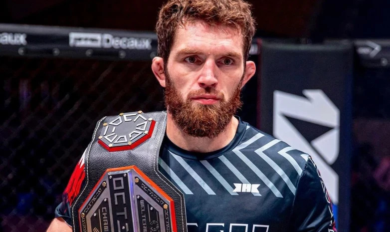 Магомед Магомедов жартылай орта салмақта OCTAGON чемпиондығын қорғады