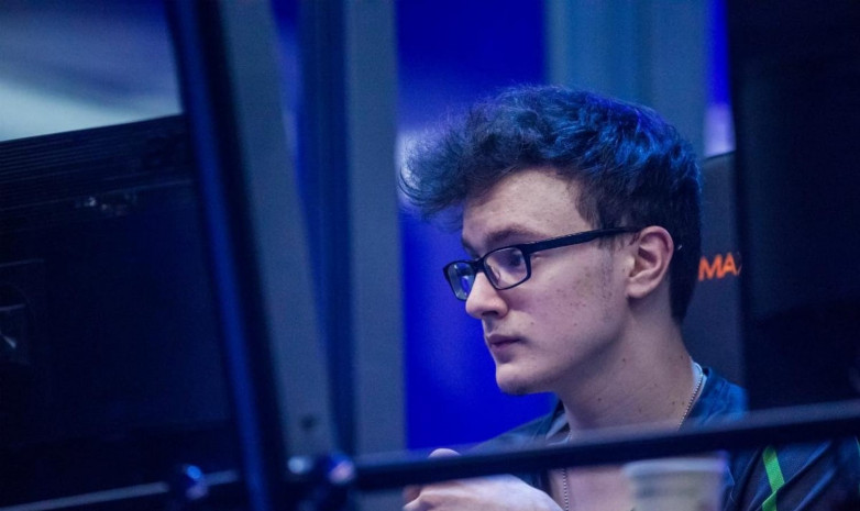 Miracle- стал стендином Nigma Galaxy