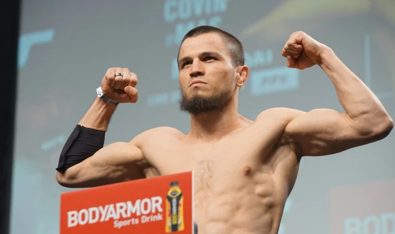 Нурмагомедов — Сэндхаген - UFC 5 турнирінің басты жекпе-жегі