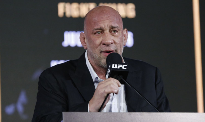 58 жастағы бұрынғы UFC чемпионы бокстағы алғашқы кездесуін өткізеді