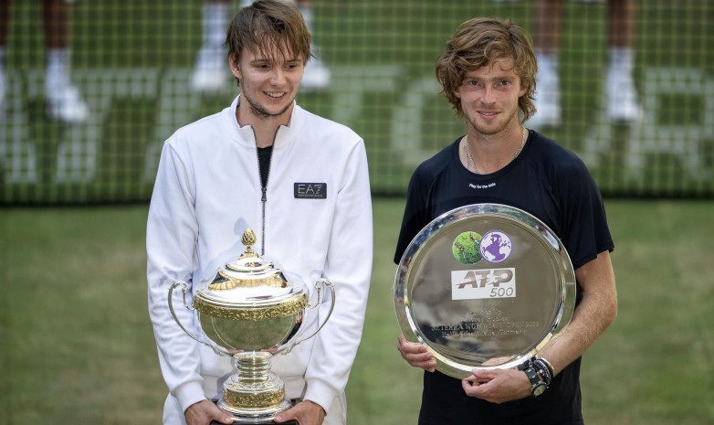 ATP 500 турнирінің финалындағы Бублик – Рублев кездесуінің толық видеосы