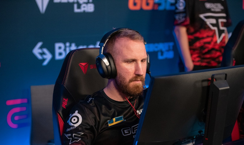 Команда olofmeister проиграла второй матч подряд на GOAT League 2023 Summer VACation