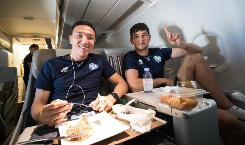 Сборная Казахстана прибыла в Болонью на матч отбора Евро-2024