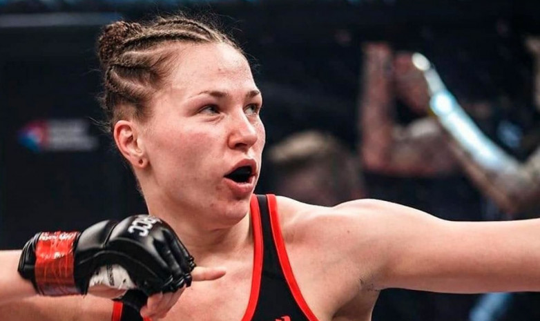 Уроженка Казахстана из UFC выбрала своего фаворита в бою между Оливейрой и Дариушем
