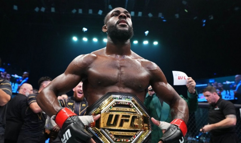 UFC чемпионы мансабының аяқталуы туралы айтты
